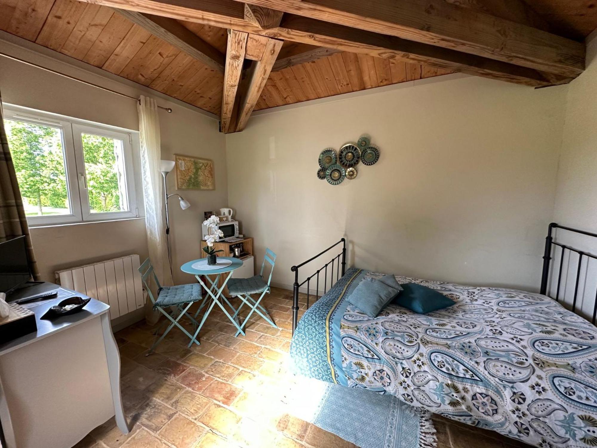 Maisonnette Independante Au Calme Dans Un Grand Jardin Châteauneuf-du-Rhône 외부 사진